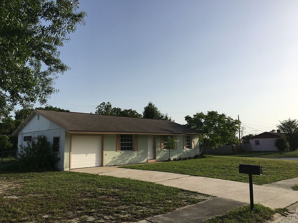 1st image of 4165 Holder Park Dr