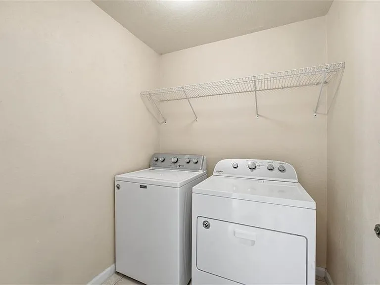 2819 Maguire Dr — Photo 31