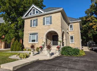 138 Bruce St S, The Blue Mountains, ON N0H 2P0