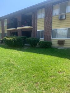 8717 Sieloff Dr APT A, Hazelwood, MO, 63042