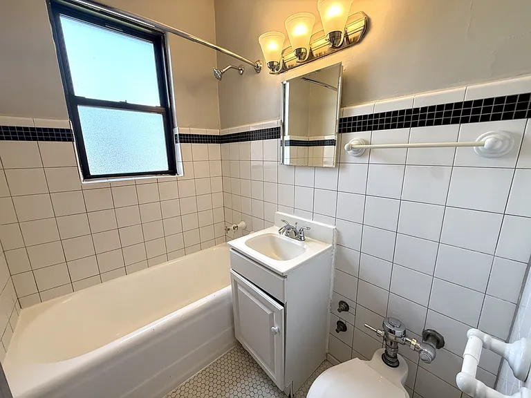 1033 W Loyola Ave #1005 — Photo 7
