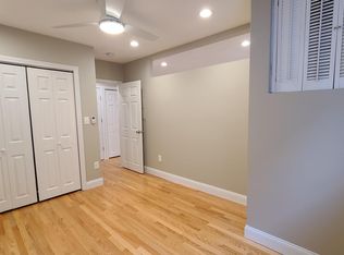 157 Endicott St #1V, Boston, MA 02113