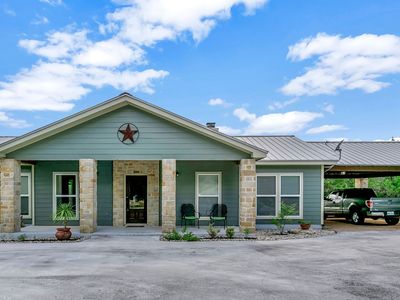 1033 Four Winds Dr, Canyon Lake, TX, 78133