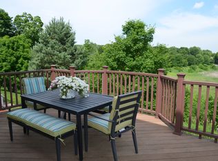 1184 Savanna Trl, Victoria, MN 55386