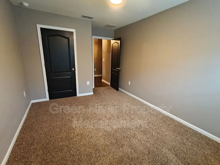 3650 Shiner Dr — Photo 32
