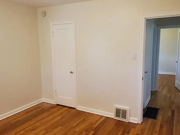 2415 Olive St — Photo 26