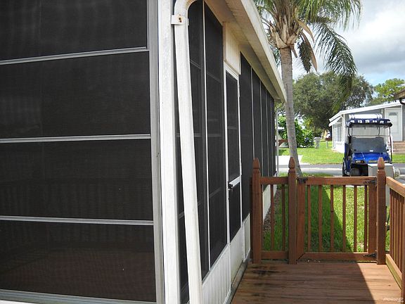 side view with deck entrance