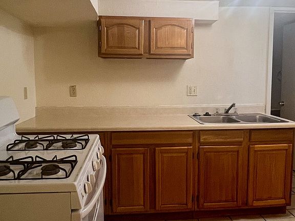 5th image of 1101 N Garth Ave #C