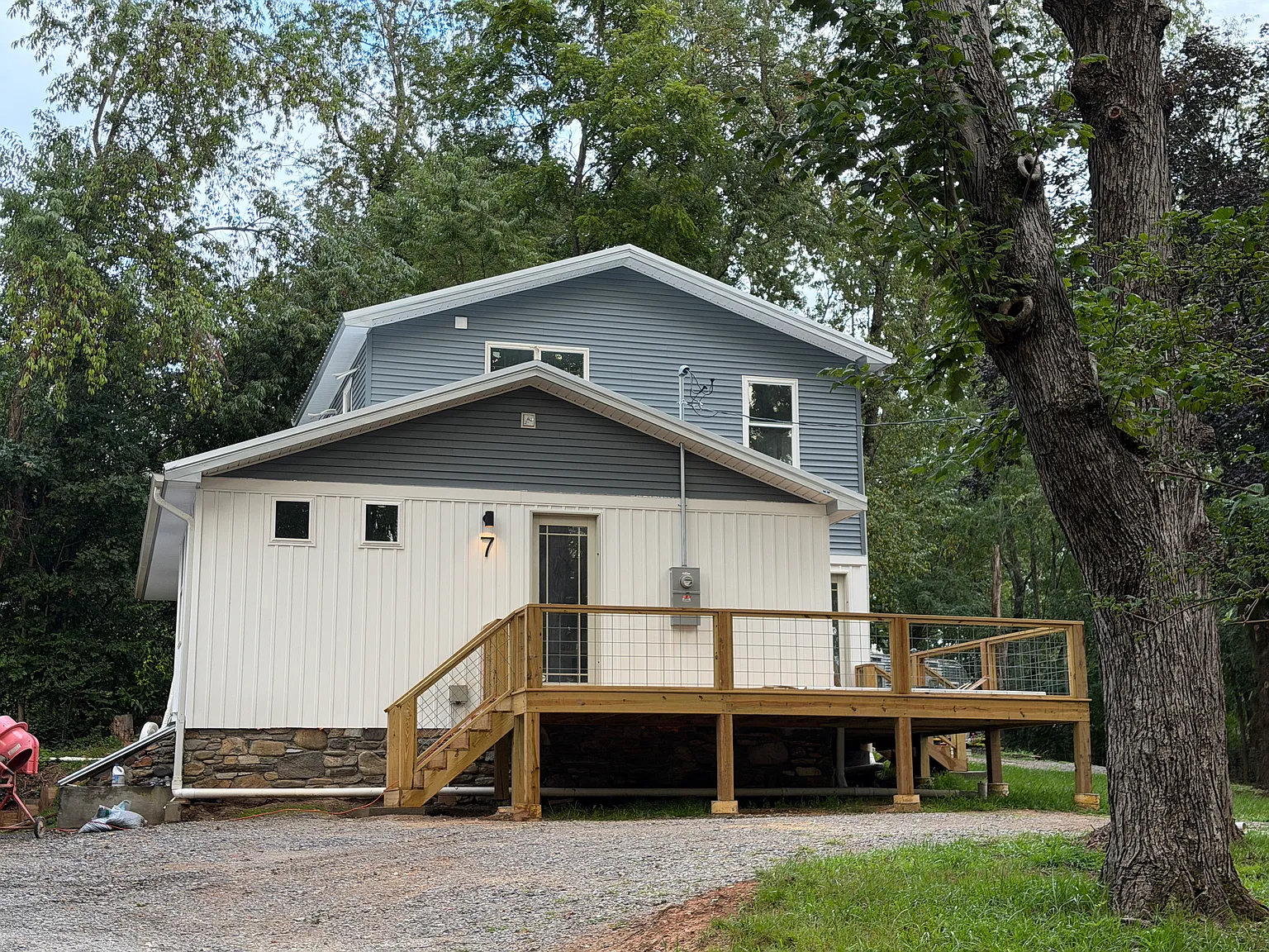 7 Karen Pl — Photo 3