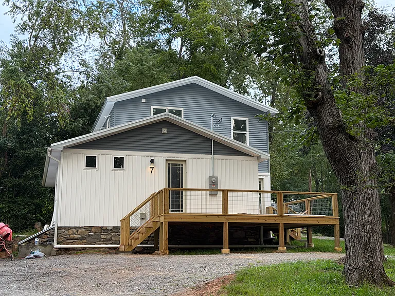 7 Karen Pl — Photo 13