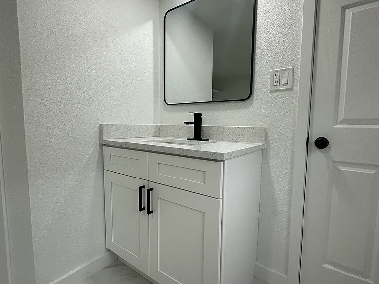 1805 Reynolds Rd #2 — Photo 13
