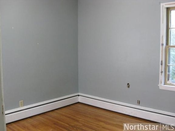 5th image of 635 Viking Dr E