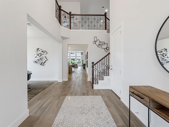 104 Landry 10