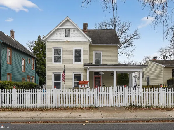 4918 40th Pl, Hyattsville, MD 20781