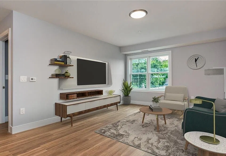 66 Main St #2B