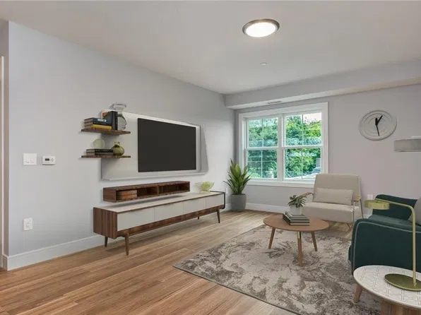66 Main St #2B, Dobbs Ferry, NY 10522