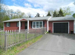 12 Rothermel Lane Ext, Kinderhook, NY 12106