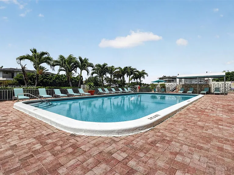 401 Golden Isles Dr #208 — Photo 34