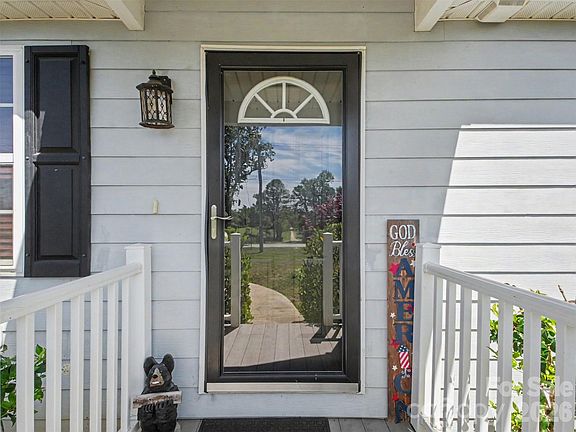 4th image of 539 Brawley Rd