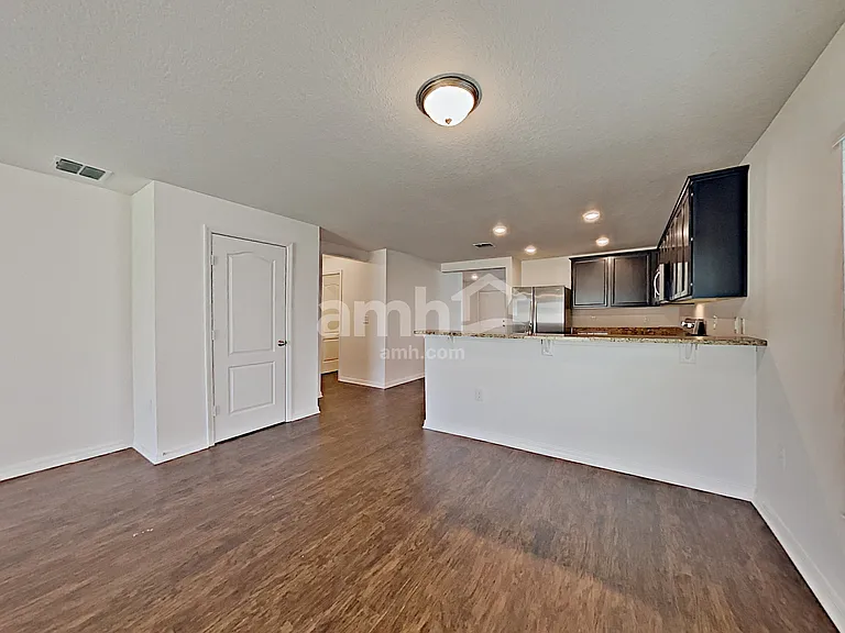 1108 Brenton Leaf Dr — Photo 4