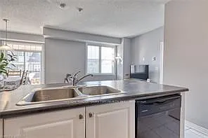 272 Georgian Dr #204 — Photo 6