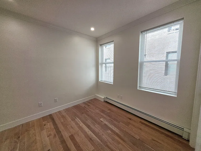 46 Brighton Ave #4 — Photo 8