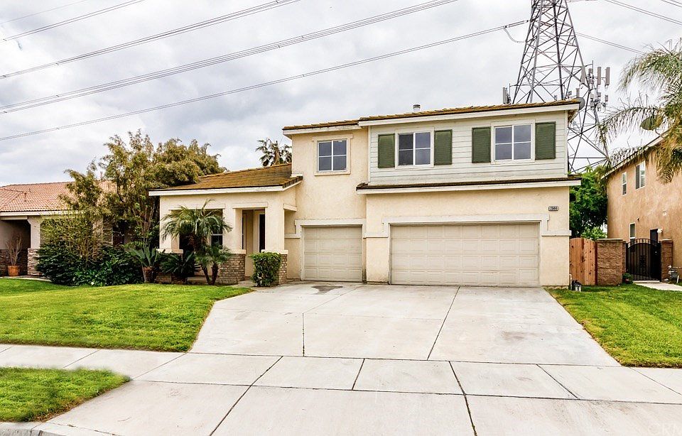 1st image of 2944 E Thoroughbred St