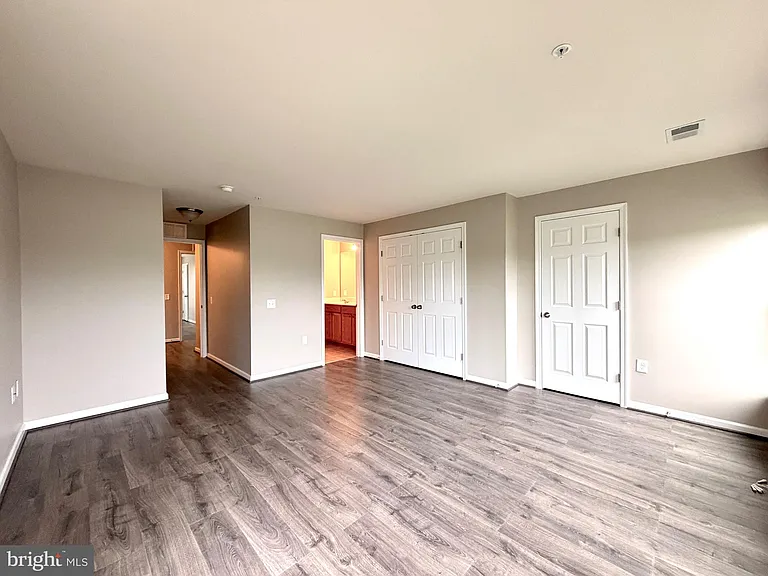 43487 Town Gate Sq — Photo 44