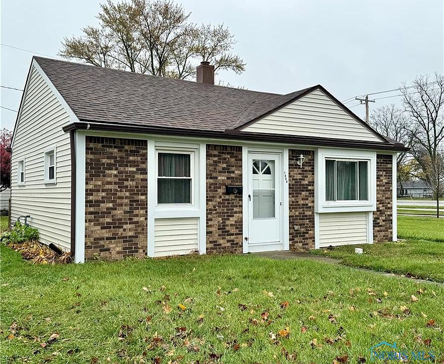 1st image of 1000 Cady St