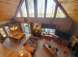 1030 Sunrise Ter, Lake Ariel, PA 18436