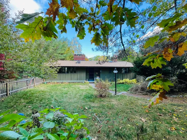 90 N Sedgwick Road, Sedgwick, ME 04676