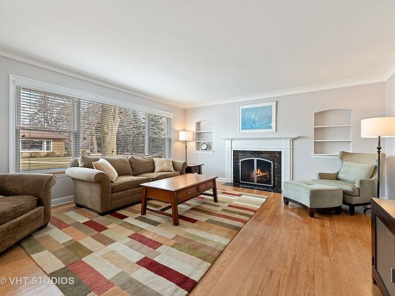 5th image of 6252 N Hiawatha Ave