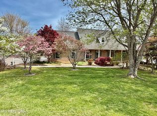 352 Rutherford Dr, New Tazewell, TN 37825