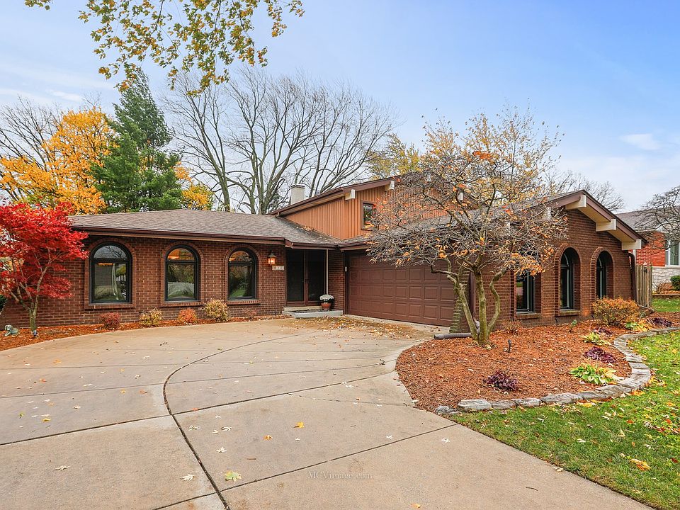 1st image of 12455 Melvina Ave