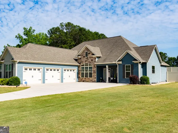 81 Moreland Oaks Dr, Moreland, GA 30259