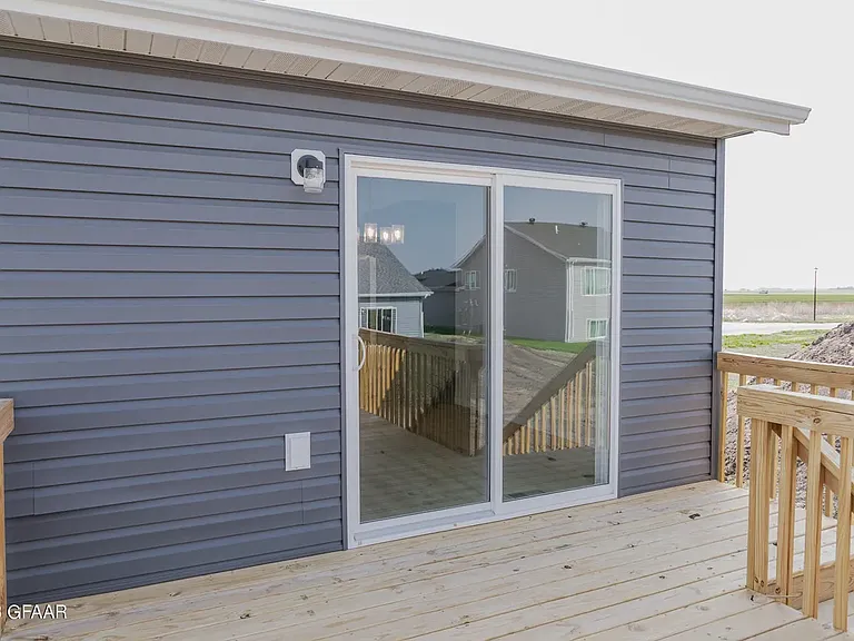 1020 David Dr — Photo 31