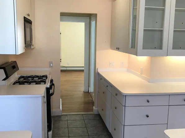 94 Heath St, Somerville, MA