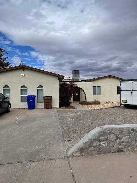 1st image of 1873 Seldon Ave