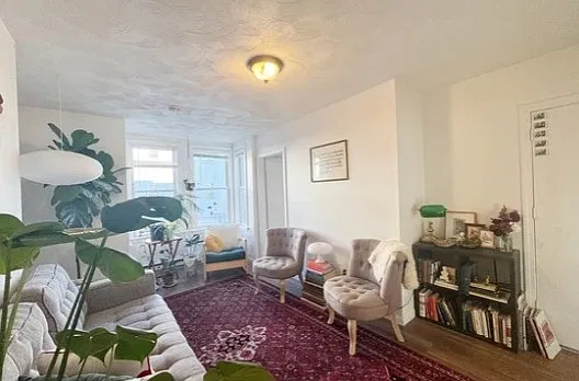 78 Brooks St #2