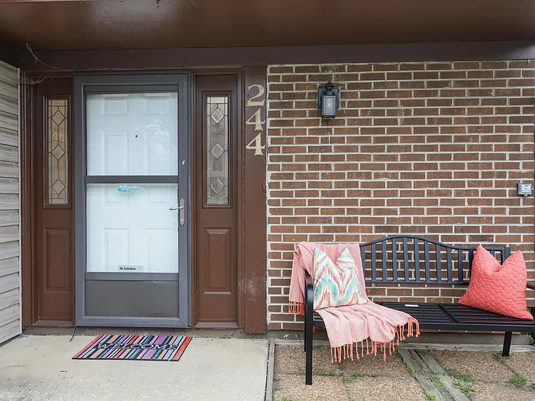 244 Juniper Ln — Photo 18