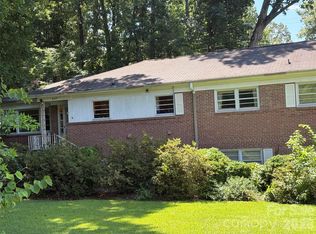 937 Nottingham Dr, Charlotte, NC 28211