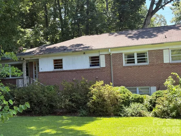 937 Nottingham Dr, Charlotte, NC 28211