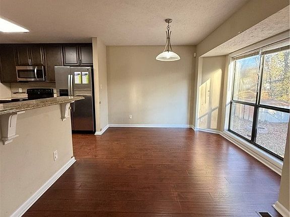 5th image of 7099 Calamar Dr