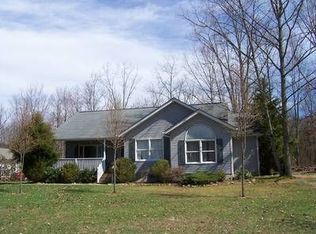 144 Viburnum Dr, Waynesboro, VA 22980