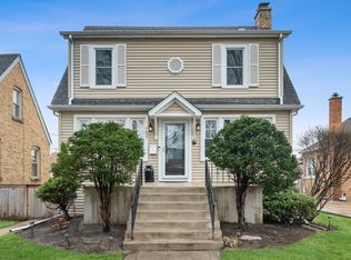 7621 W Catalpa Ave, Chicago, IL 60656