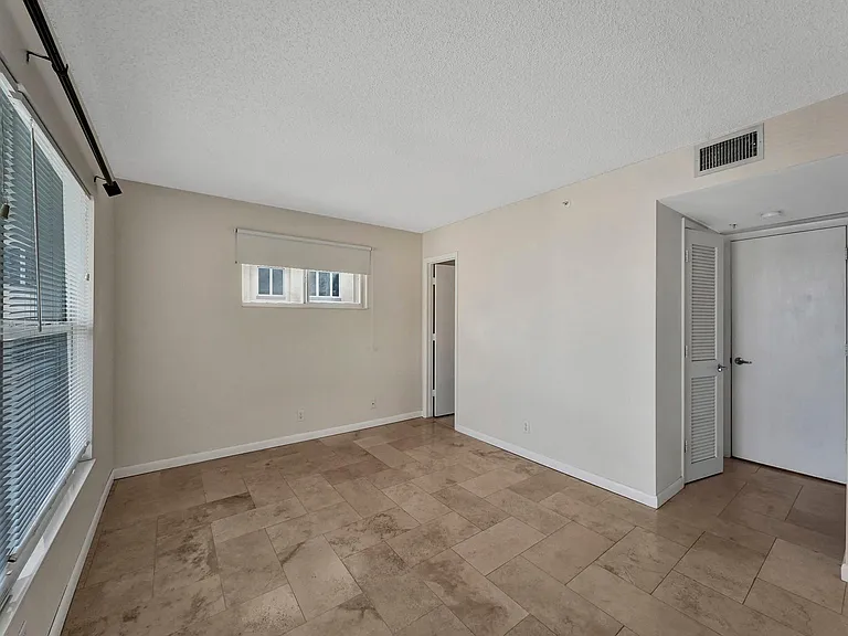 4025 N Federal Hwy #B311 — Photo 15