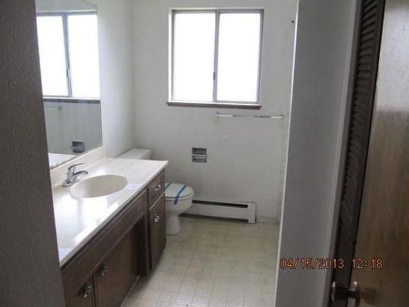 5th image of 2722 104th St E