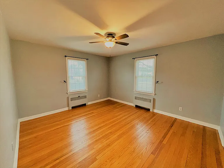 747 Williams St — Photo 5