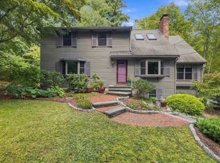 52 W Elm St, Hopkinton, MA 01748