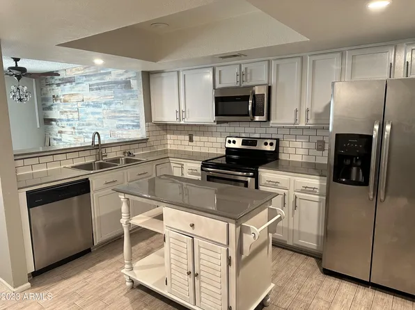 5033 W EVANS Drive, Glendale, AZ 85306